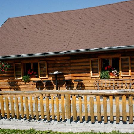 Penzion Fantazia Michalova - Brezno-Muranska Planina エクステリア 写真